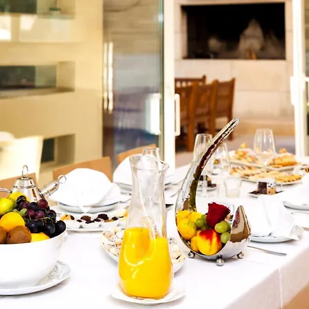 Illustrious Brac 6 Bedrooms Waterfront Private Pool Balcony With Beautiful Views * Bol