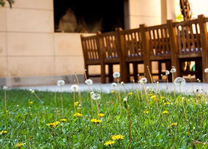 Illustrious Brac 6 Bedrooms Waterfront Private Pool * Bol