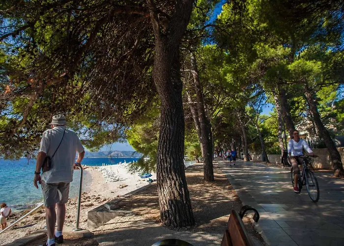 Illustrious Brac 6 Bedrooms Waterfront Private Pool Willa *