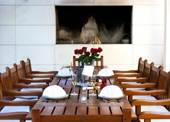 Illustrious Brac 6 Bedrooms Waterfront Private Pool