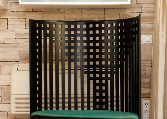 Illustrious Brac 6 Bedrooms Waterfront Private Pool Willa *