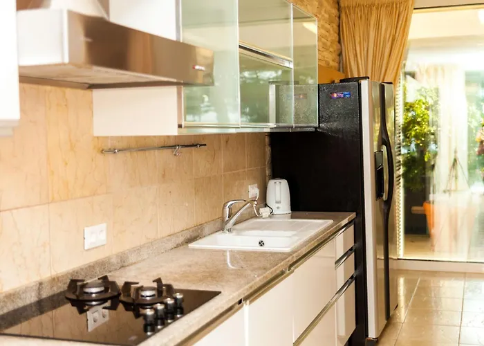 Willa Illustrious Brac 6 Bedrooms Waterfront Private Pool